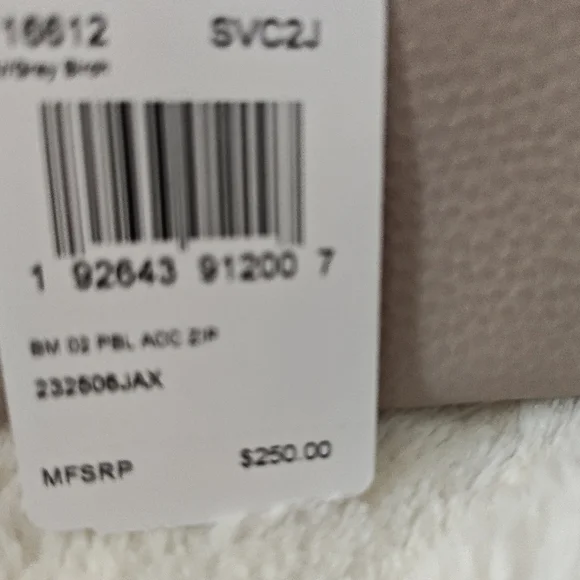 Grey Birch handbag and Wallet...MARKING ALL LISTINGS DOWN...THESE ARE PRISTINE! - Picture 10 of 11